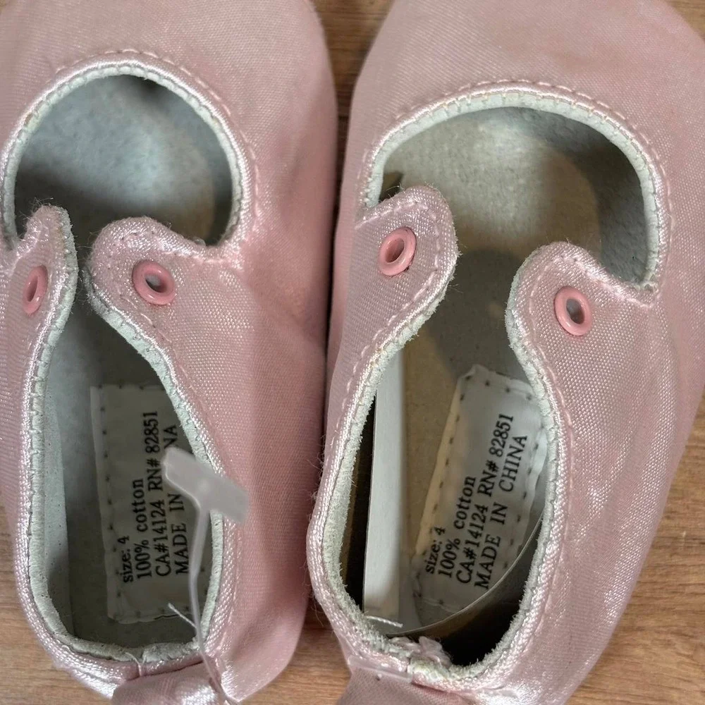 Baby Girls Pink Satin Mary Jane Crib Shoes Soft Sole Size 4 Special Occasion